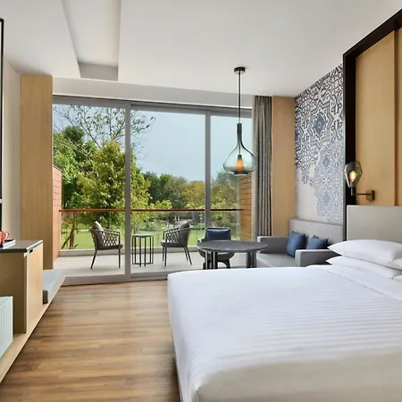 Courtyard By Marriott Aravali Resort Faridabad Exterior photo
