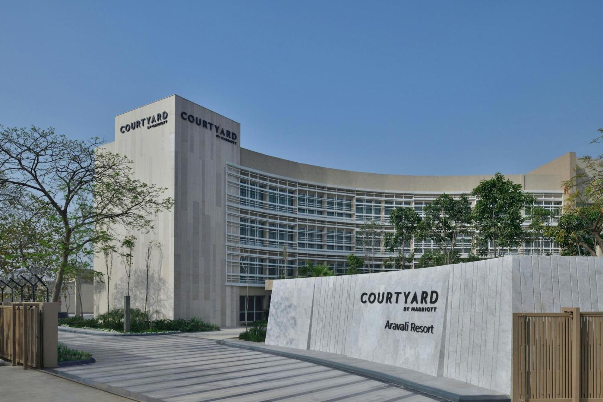 Resort Courtyard By Marriott Aravali Faridabad